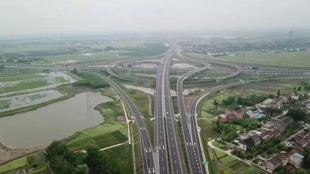 江广高速改扩建工程顺利通过交工验收